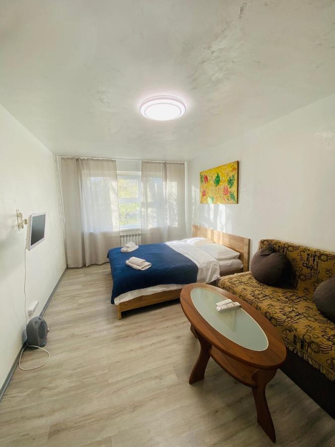 Real Home Apartments- Geroiv Dnipra Metro Station Kiev Dış mekan fotoğraf